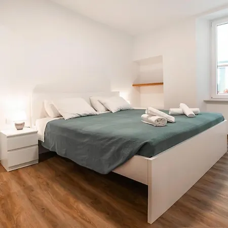 Daire Comfy Corner Piran